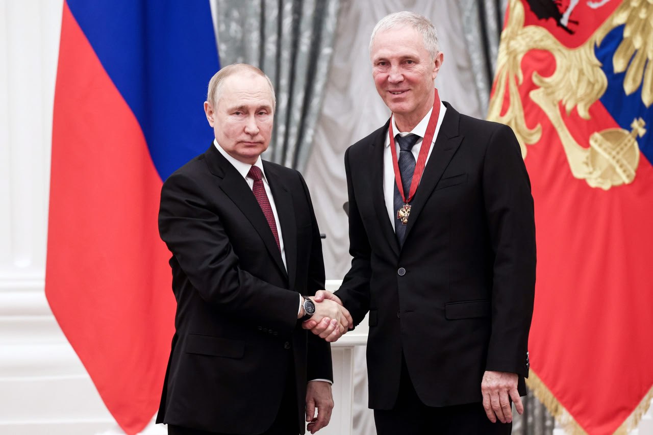 Незаконний керівник окупованої території Херсонщини Володимир Сальдо разом з очільником Кремля Володимиром Путіним